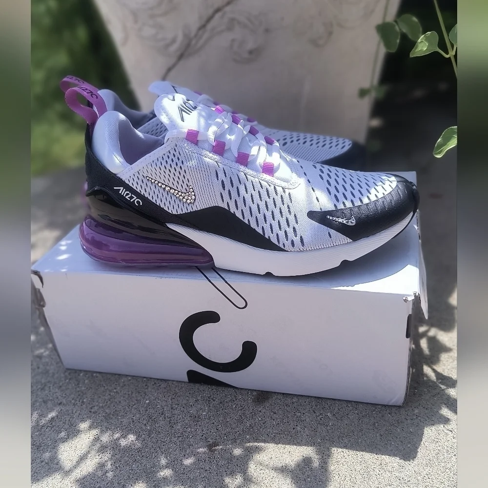 Women's Nike Air Max 270 Sneakers Shoes Customized With Crystals Size 10 New!